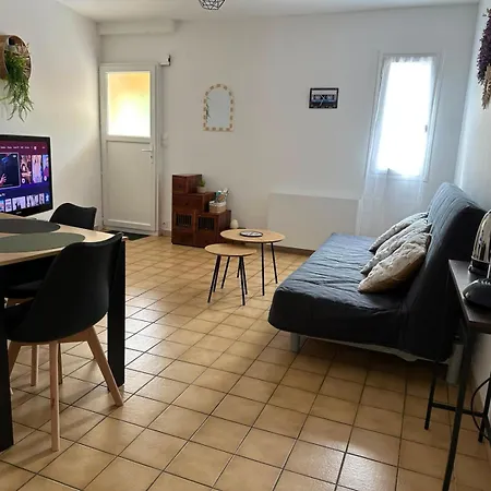 T2 Avec Terrasse Privee, 4 Couchages, Proche De La Cure Thermale, Centre-ville Διαμέρισμα